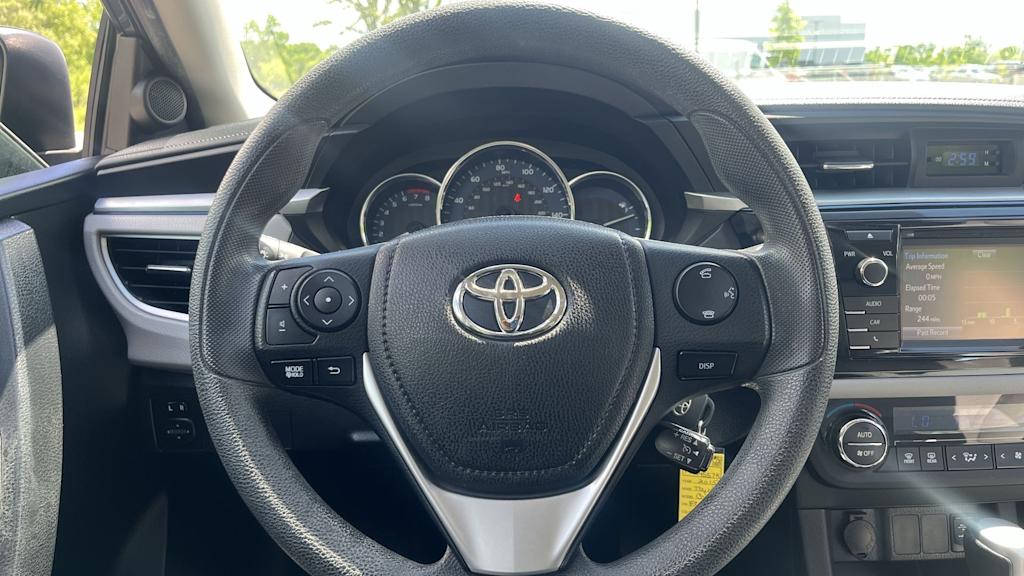 Thumbnail: 2015 Toyota Corolla - 14