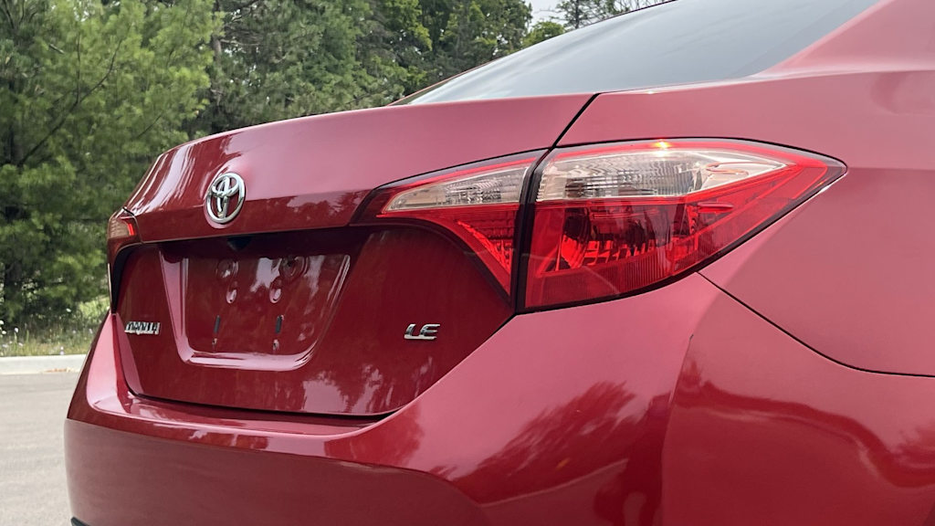 Thumbnail: 2018 Toyota Corolla - 29