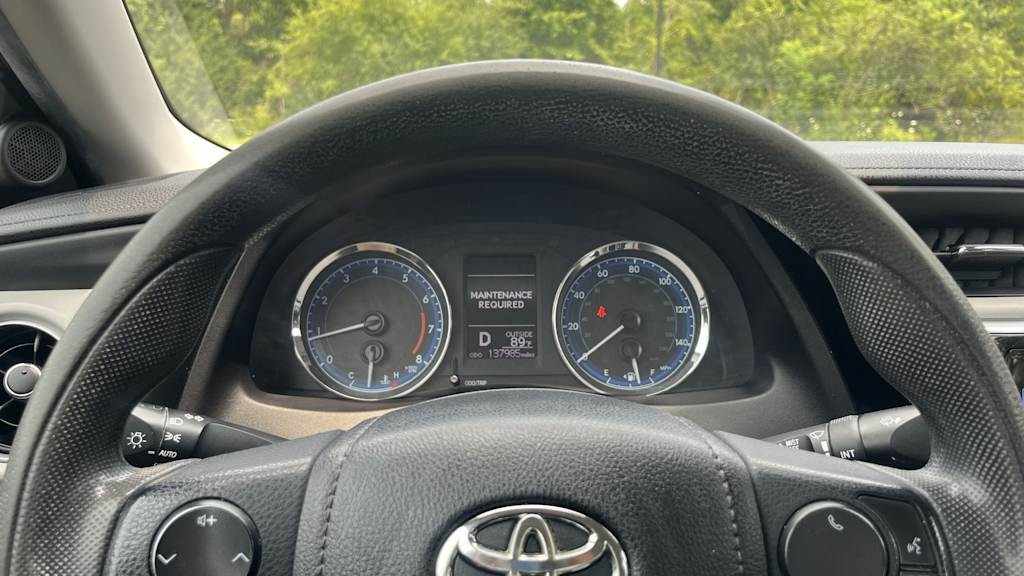 Thumbnail: 2018 Toyota Corolla - 17