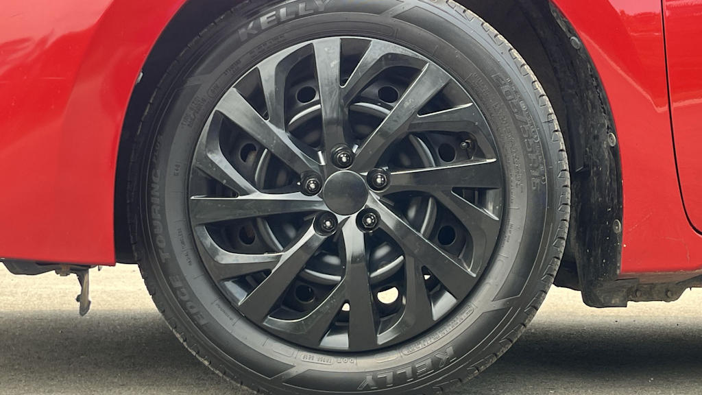 Thumbnail: 2018 Toyota Corolla - 33