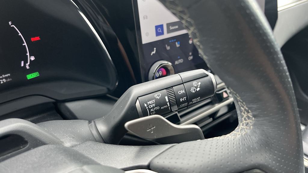 Thumbnail: 2023 Lexus RX - 16