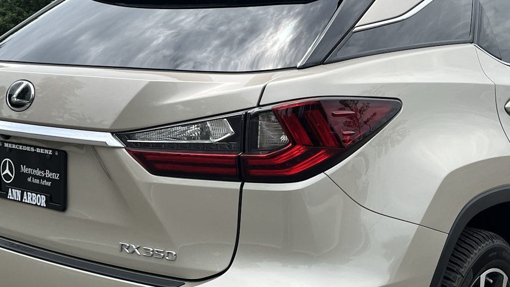 Thumbnail: 2018 Lexus RX - 31