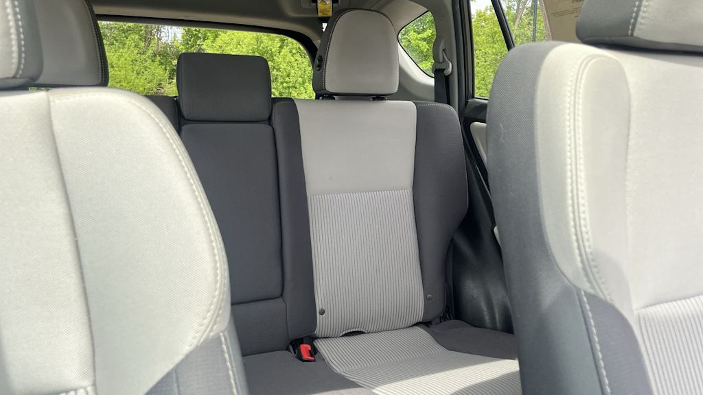 Thumbnail: 2015 Toyota RAV4 - 33