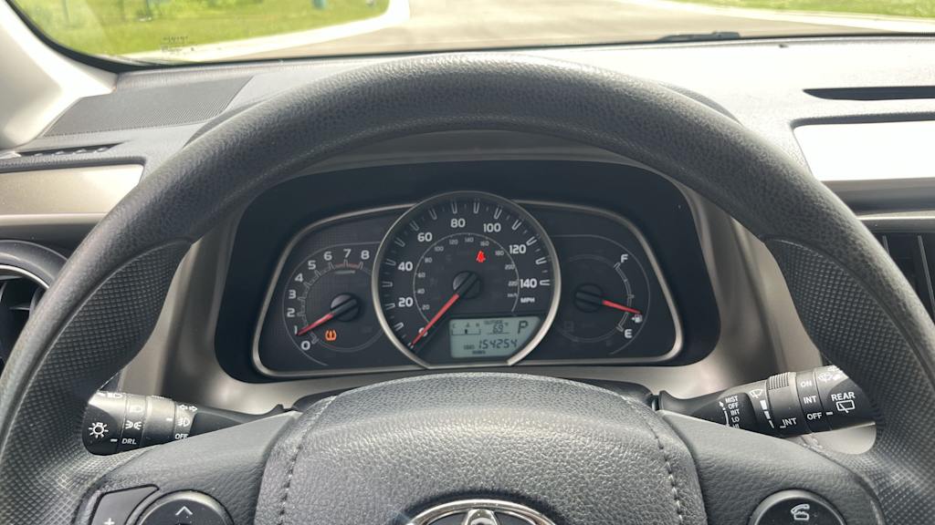 Thumbnail: 2015 Toyota RAV4 - 17