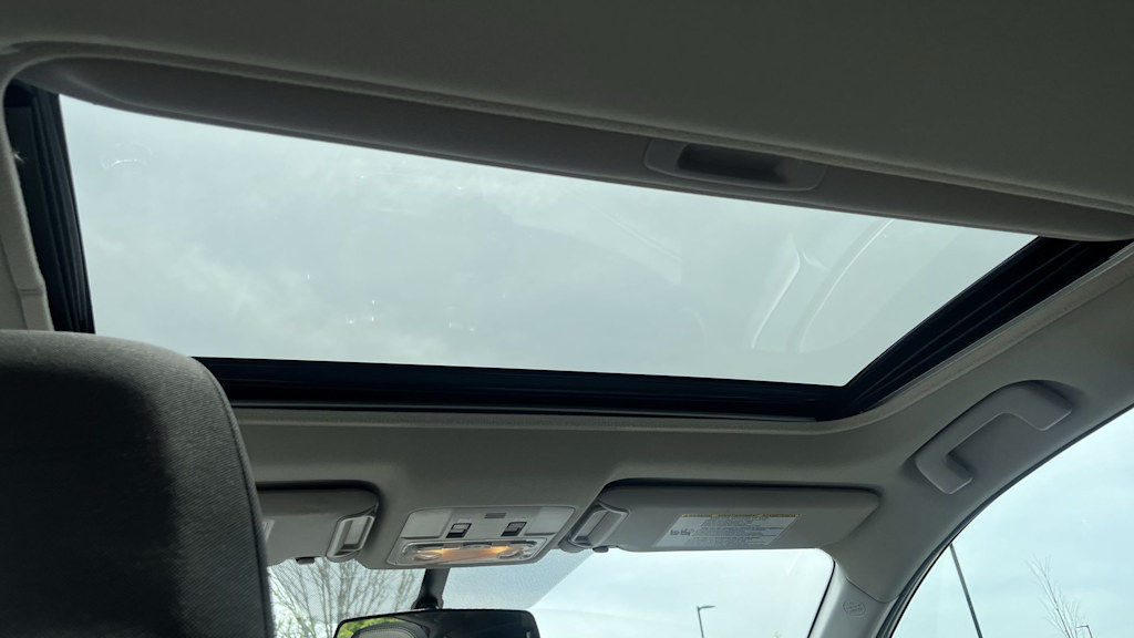 Thumbnail: 2015 Toyota RAV4 - 35