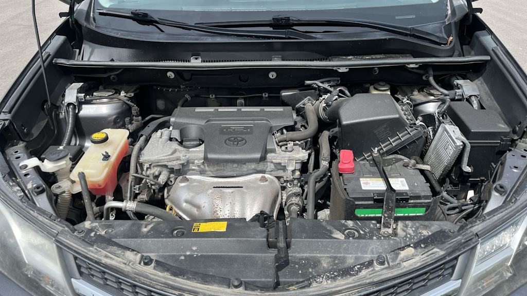 Thumbnail: 2015 Toyota RAV4 - 9