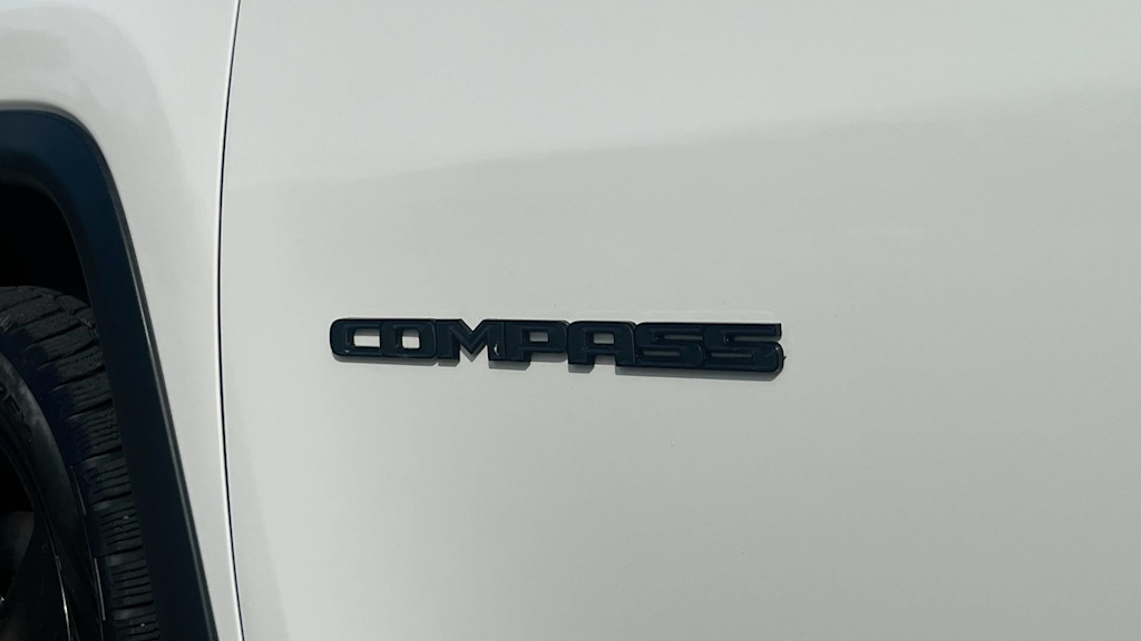 Thumbnail: 2018 Jeep Compass - 34