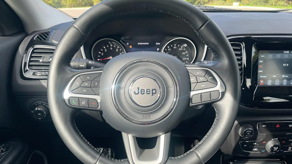 Thumbnail: 2018 Jeep Compass - 41
