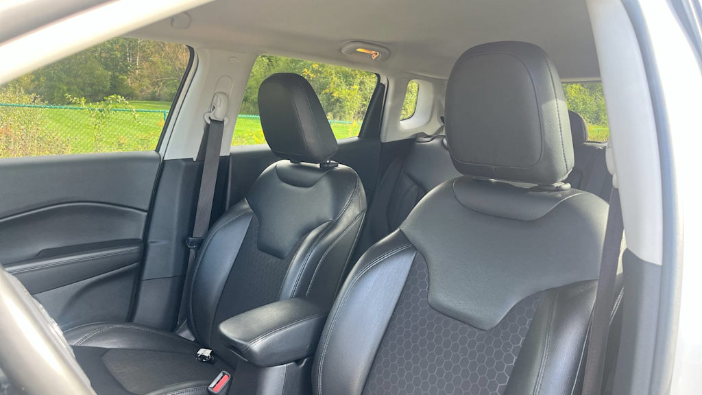 Thumbnail: 2018 Jeep Compass - 35