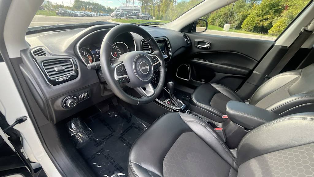 Thumbnail: 2018 Jeep Compass - 10