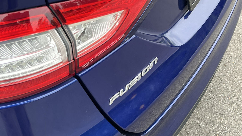 Thumbnail: 2016 Ford Fusion - 32
