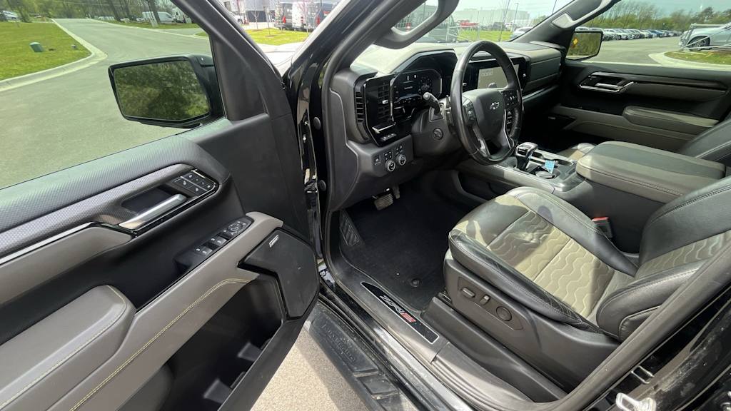 Thumbnail: 2023 Chevrolet Silverado 1500 - 2
