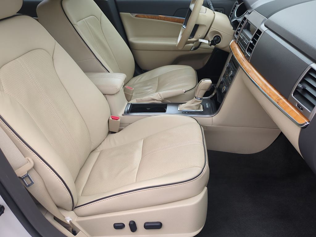 2011 Lincoln MKZ Base 12