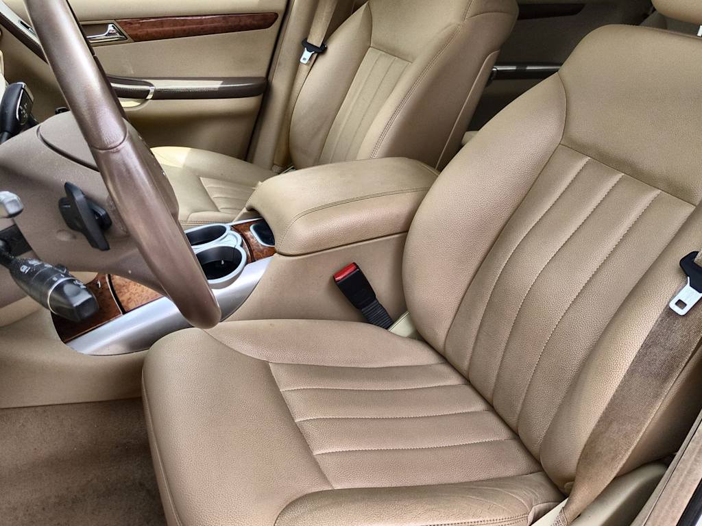 Thumbnail: 2009 Mercedes-Benz R-Class - 11