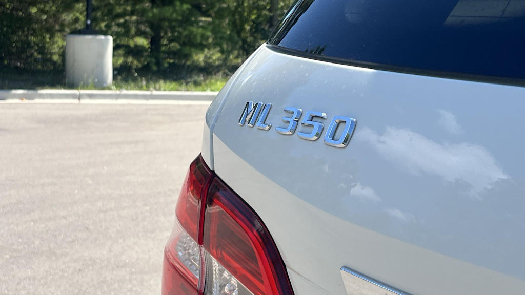 Thumbnail: 2012 Mercedes-Benz M-Class - 34