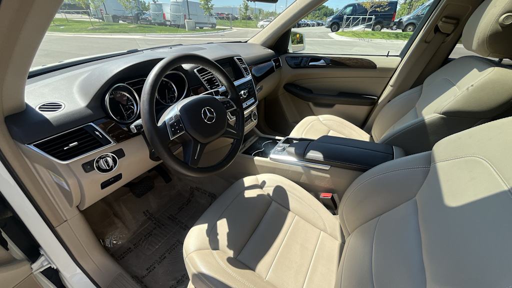 Thumbnail: 2012 Mercedes-Benz M-Class - 2