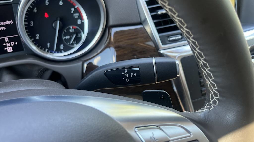 Thumbnail: 2012 Mercedes-Benz M-Class - 51