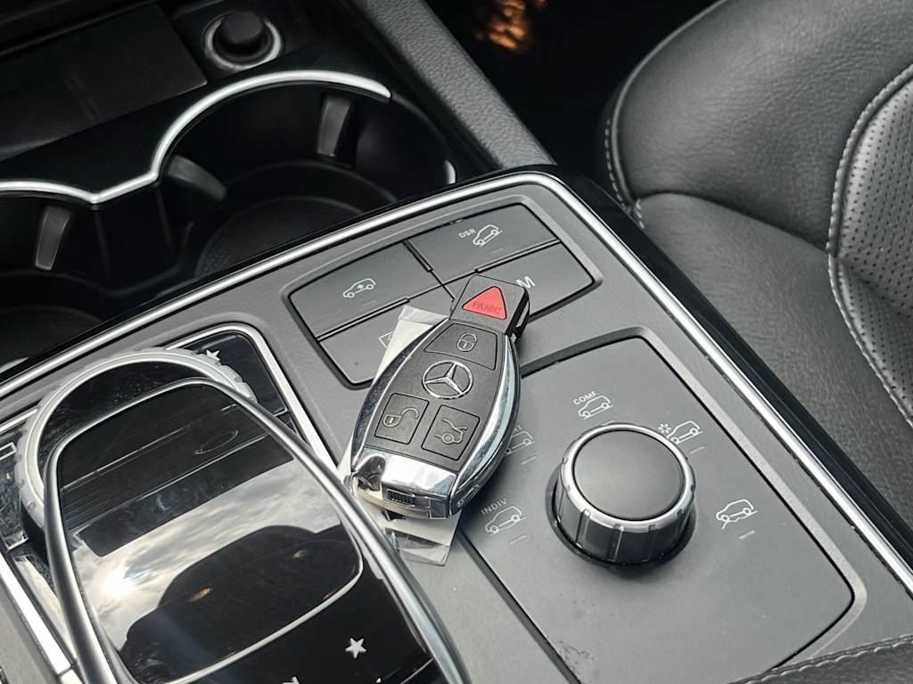 Thumbnail: 2017 Mercedes-Benz GLS - 52