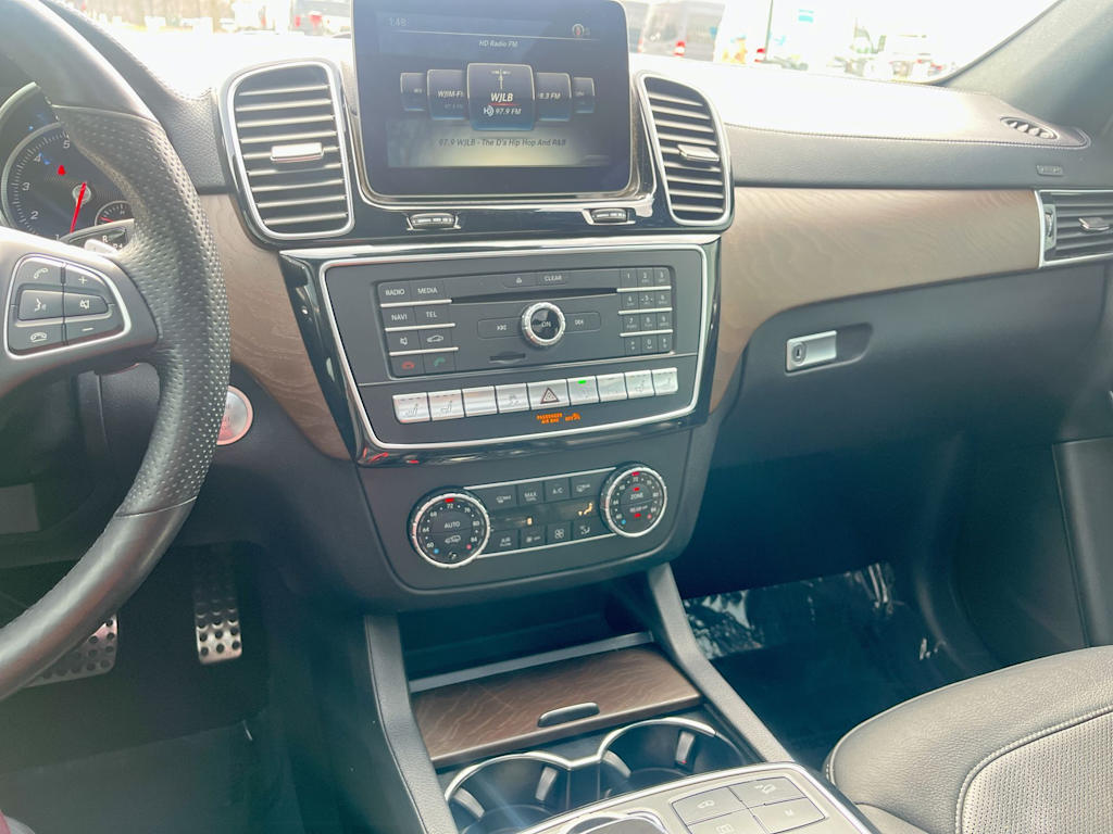 Thumbnail: 2017 Mercedes-Benz GLS - 15