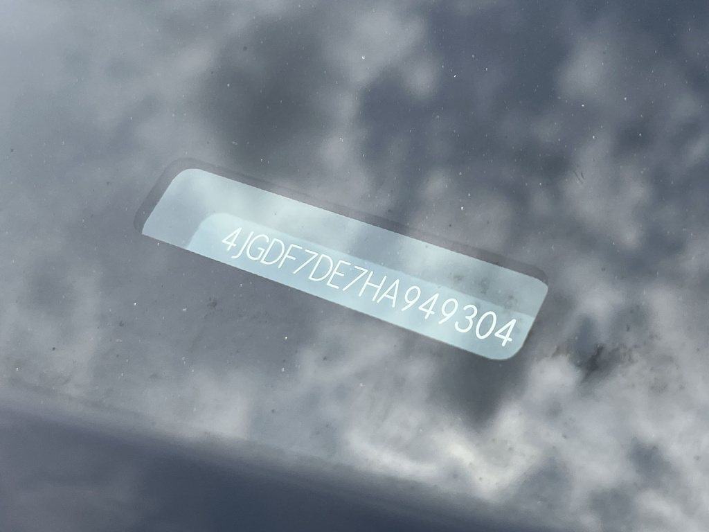 Thumbnail: 2017 Mercedes-Benz GLS - 19