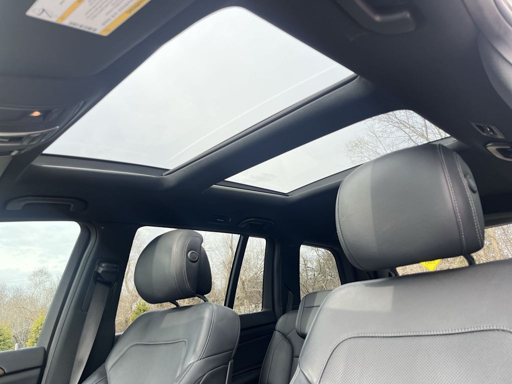 Thumbnail: 2017 Mercedes-Benz GLS - 36