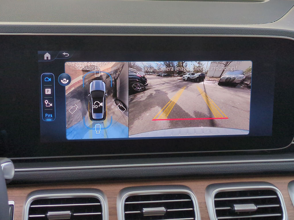 Thumbnail: 2025 Mercedes-Benz GLE - 35