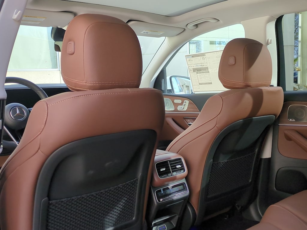 Thumbnail: 2025 Mercedes-Benz GLE - 13