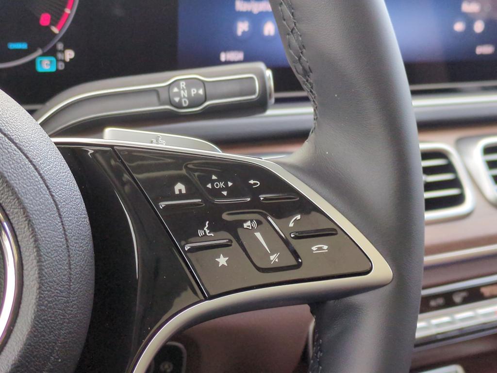 Thumbnail: 2025 Mercedes-Benz GLE - 32