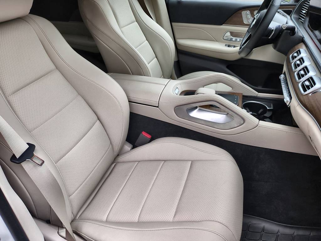 Thumbnail: 2025 Mercedes-Benz GLE - 31