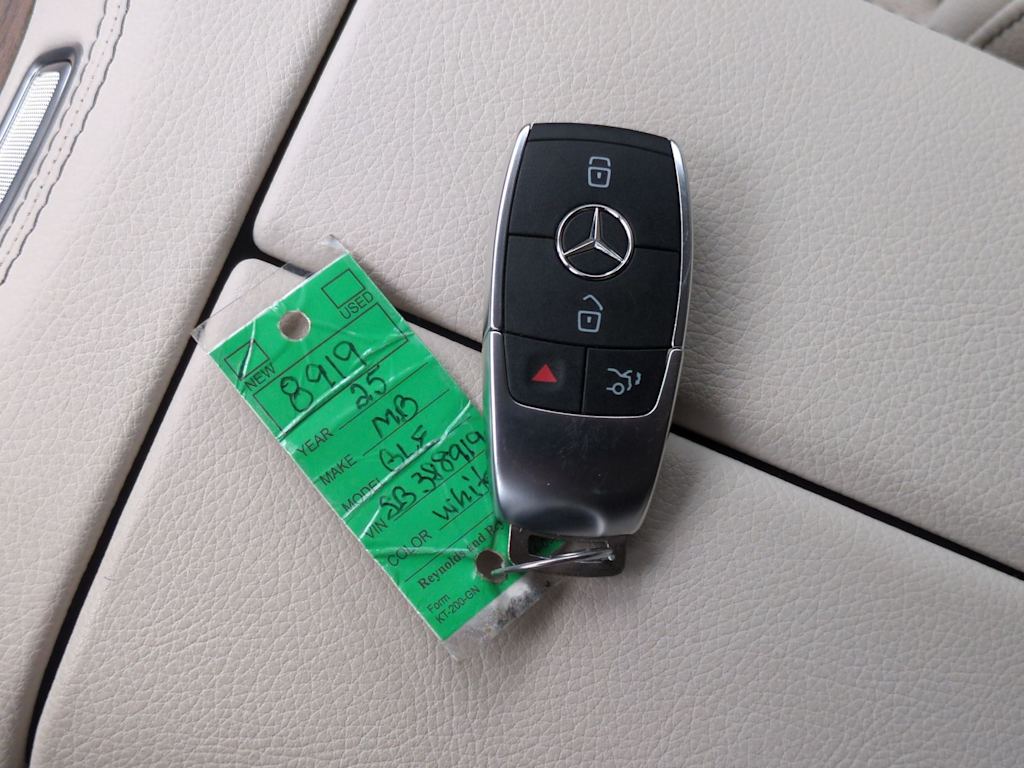 Thumbnail: 2025 Mercedes-Benz GLE - 19