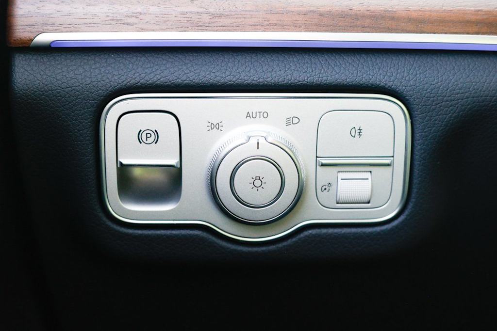 Thumbnail: 2026 Mercedes-Benz GLE - 29