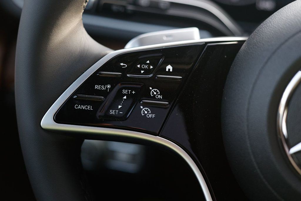 Thumbnail: 2026 Mercedes-Benz GLE - 30