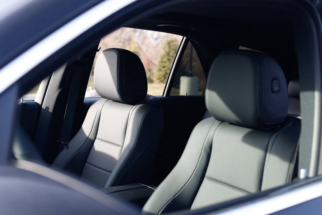 Thumbnail: 2026 Mercedes-Benz GLE - 9