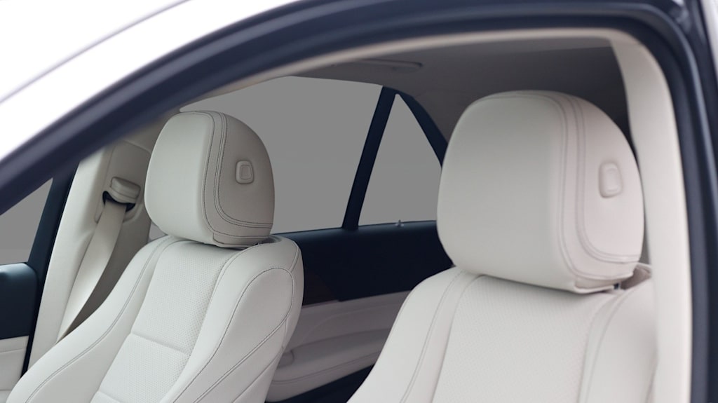 Thumbnail: 2025 Mercedes-Benz GLE - 10