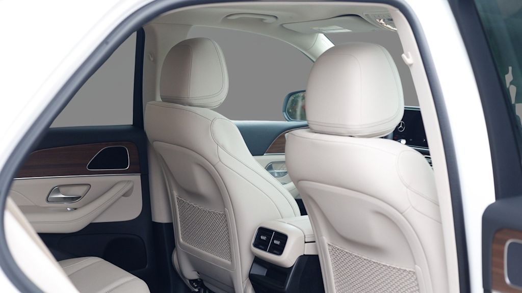 Thumbnail: 2025 Mercedes-Benz GLE - 13