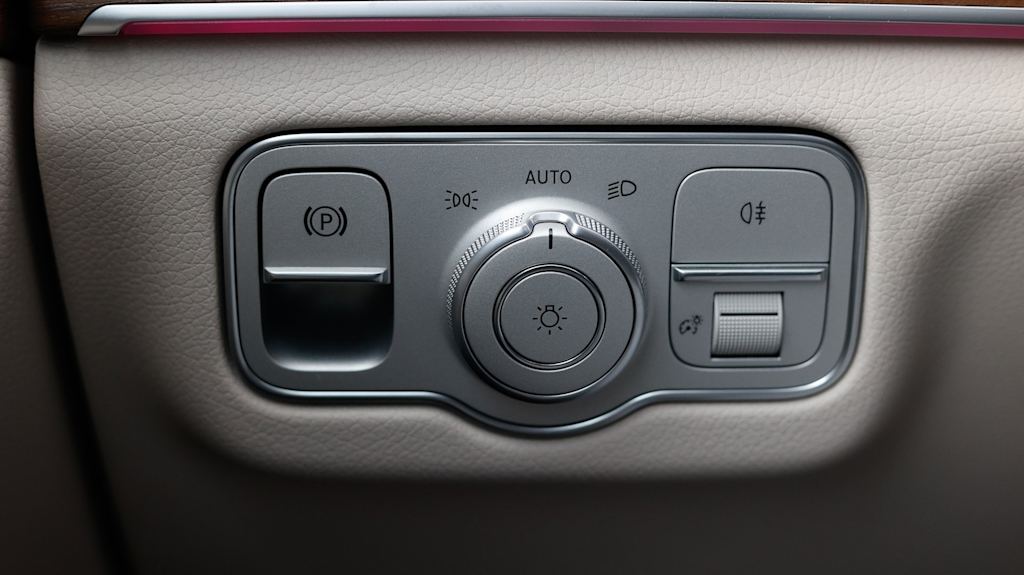 Thumbnail: 2025 Mercedes-Benz GLE - 31