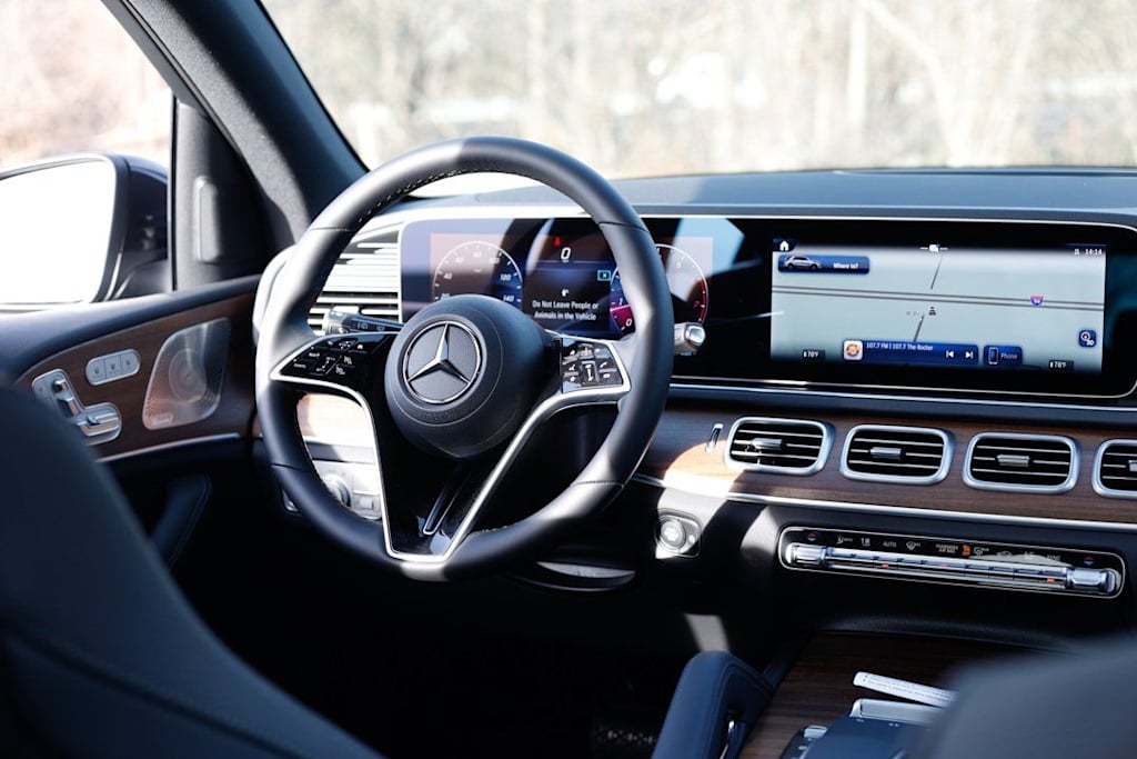 Thumbnail: 2026 Mercedes-Benz GLE - 13