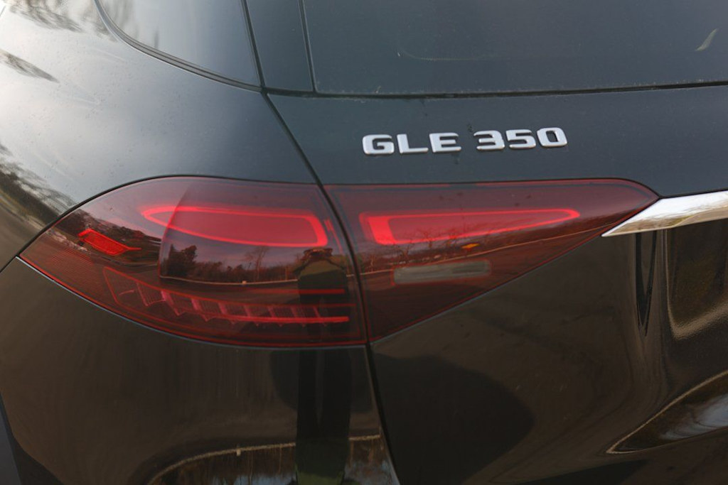 Thumbnail: 2026 Mercedes-Benz GLE - 34