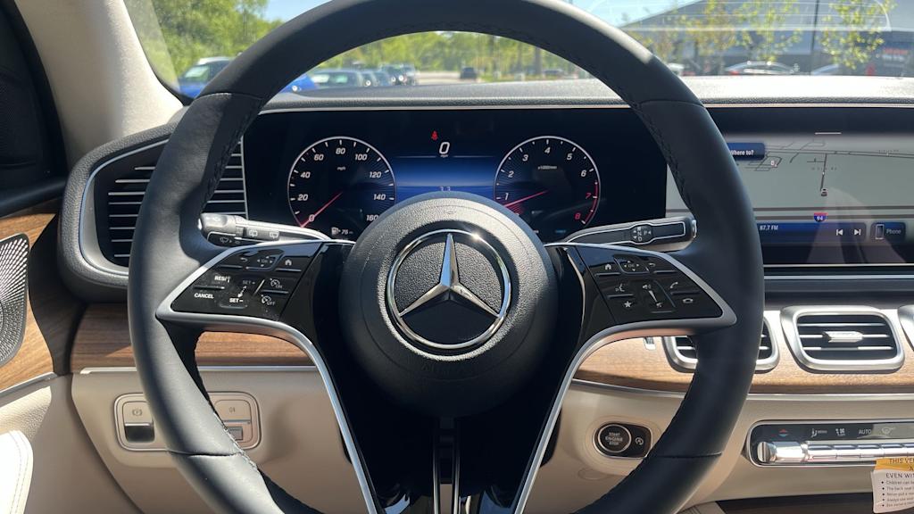 Thumbnail: 2026 Mercedes-Benz GLE - 14