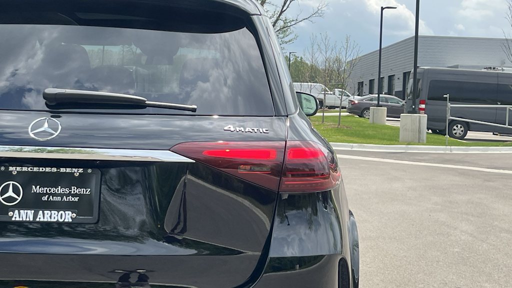 Thumbnail: 2026 Mercedes-Benz GLE - 28