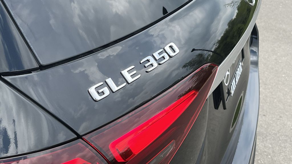 Thumbnail: 2026 Mercedes-Benz GLE - 32