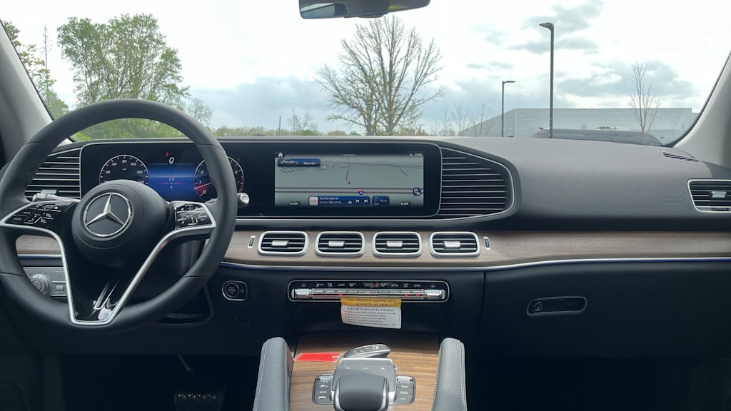 Thumbnail: 2026 Mercedes-Benz GLE - 10