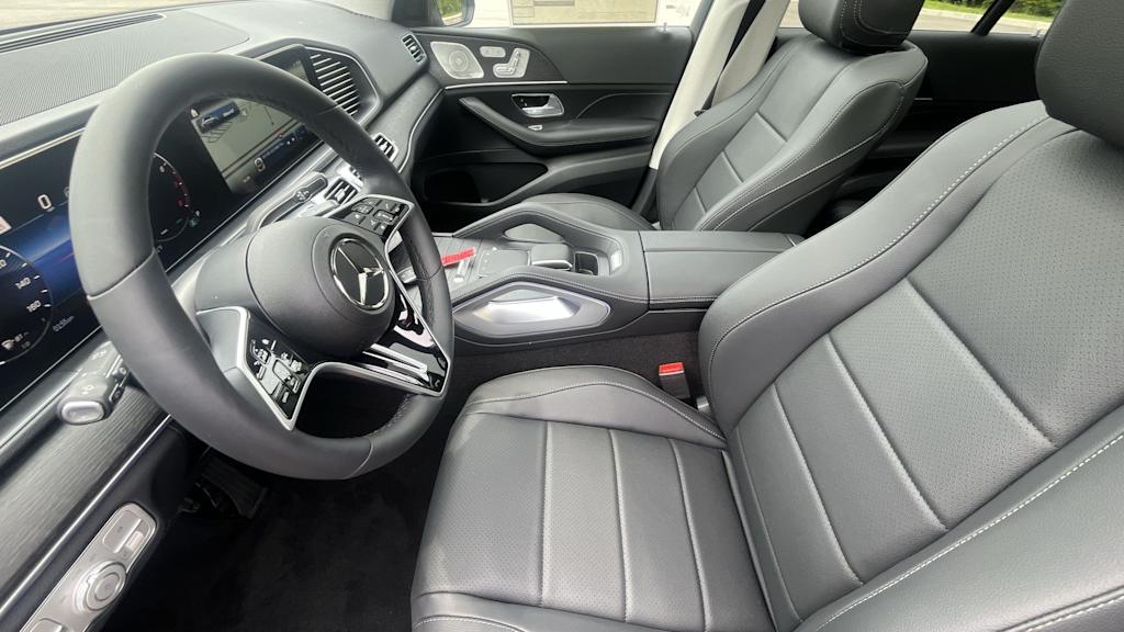 Thumbnail: 2026 Mercedes-Benz GLE - 27