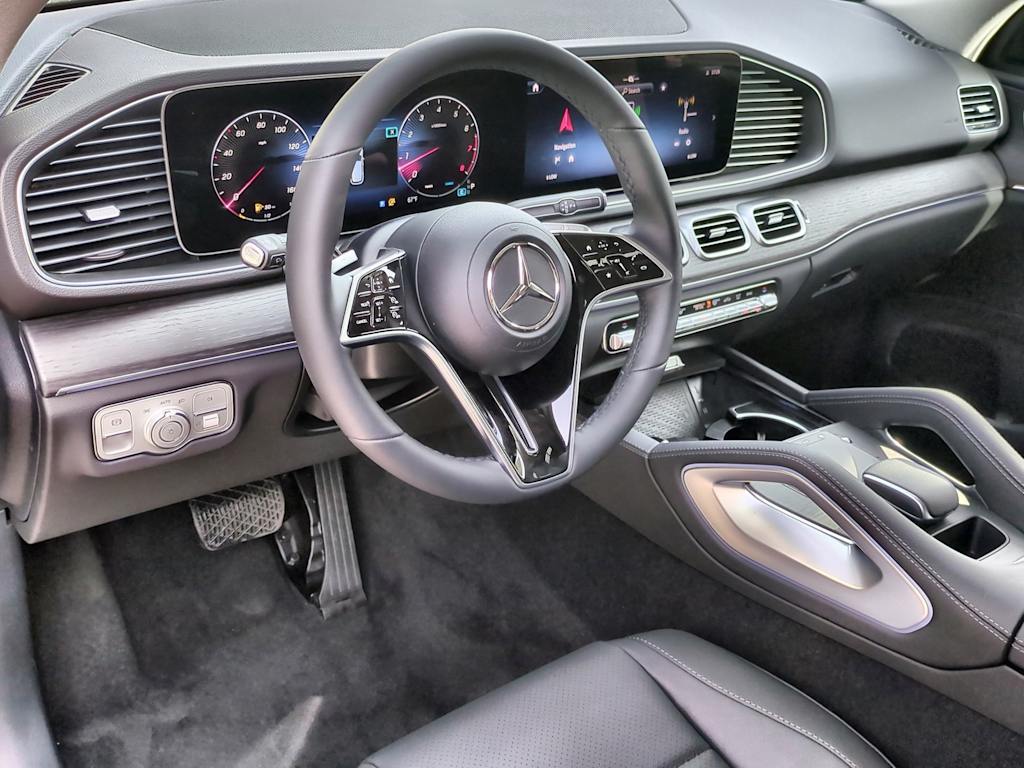 Thumbnail: 2025 Mercedes-Benz GLE - 2