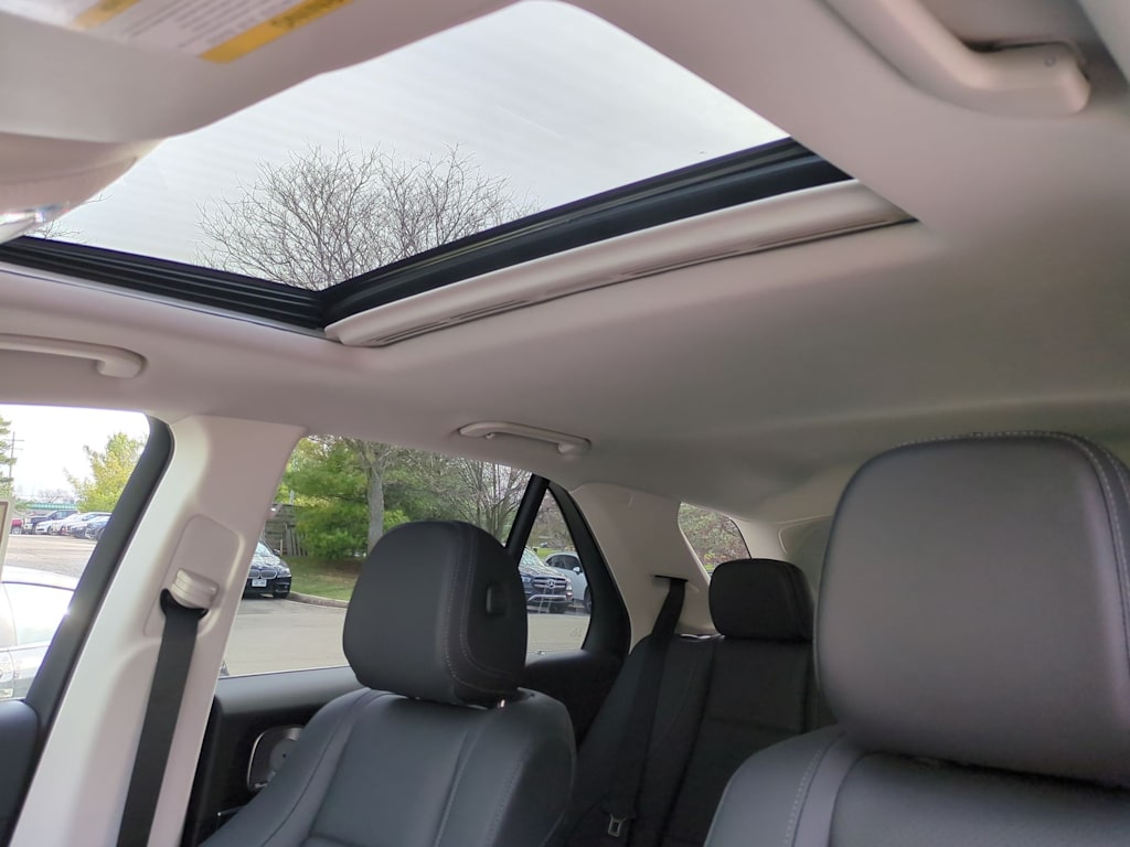 Thumbnail: 2025 Mercedes-Benz GLE - 26