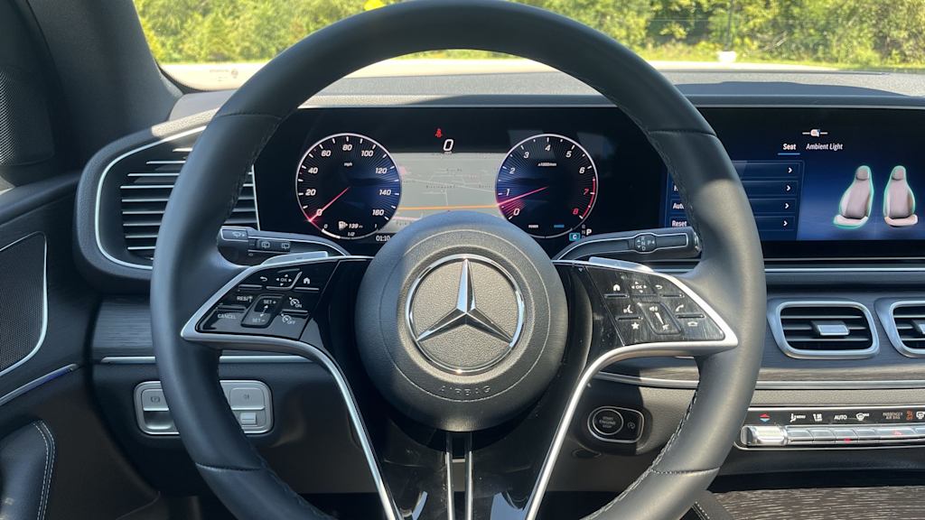 Thumbnail: 2025 Mercedes-Benz GLE - 42