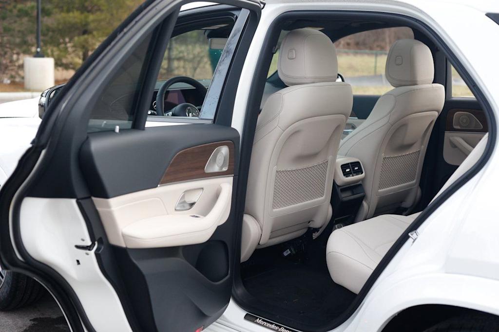 Thumbnail: 2026 Mercedes-Benz GLE - 23
