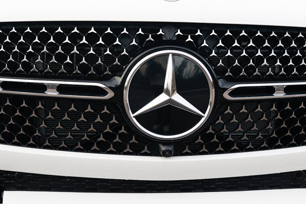 Thumbnail: 2026 Mercedes-Benz GLE - 30