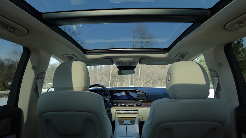 Thumbnail: 2026 Mercedes-Benz GLE - 28