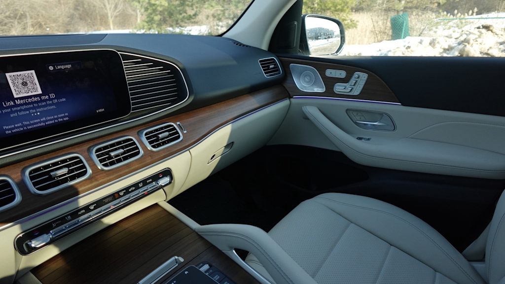 Thumbnail: 2026 Mercedes-Benz GLE - 9